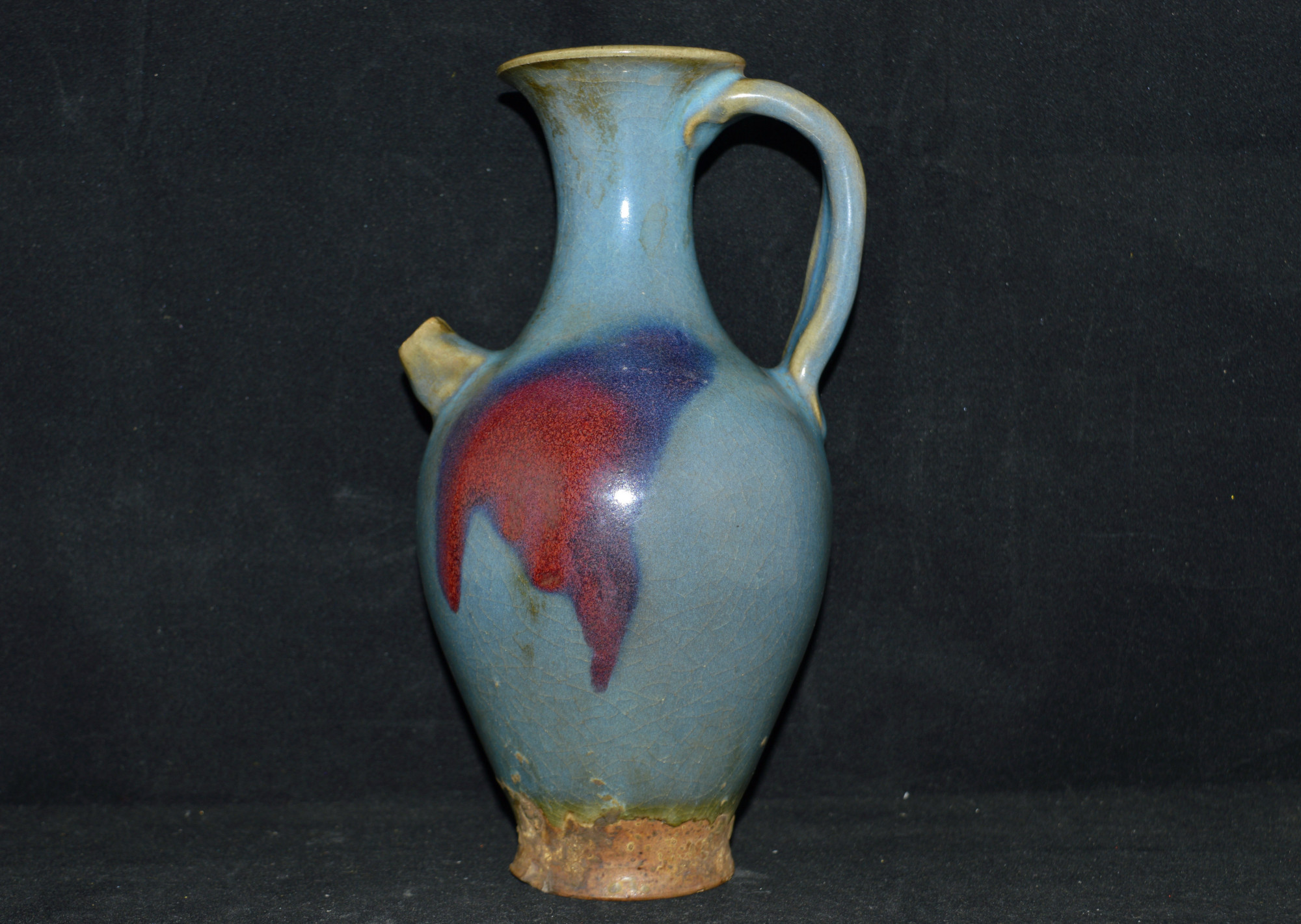 钧窑天青釉玫瑰紫斑执壶,静待藏家慧眼识珍