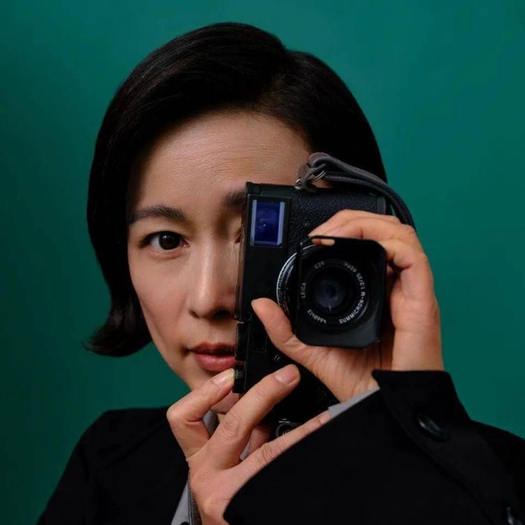 一个巴以战场回归的战地记者,一个处事不惊,睿智与勇敢的女人