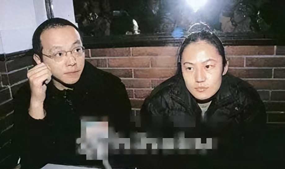 或许窦唯没说谎,他和王菲的婚姻是场阴谋,至少那英证实了这一点