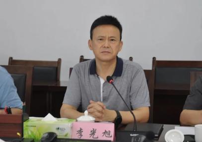 成都中院党组副书记,副院长李光旭带队调研督导青羊法院工作