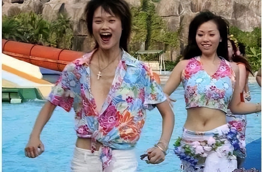 李宇春穿黑色透肉蕾丝既大胆又霸气突破尺度 以前是我看走眼了