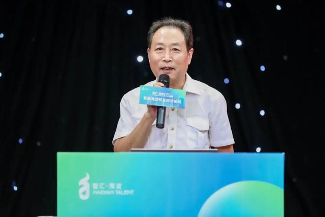 吕世杰:发展校友经济,激发经济活力,促进社会发展