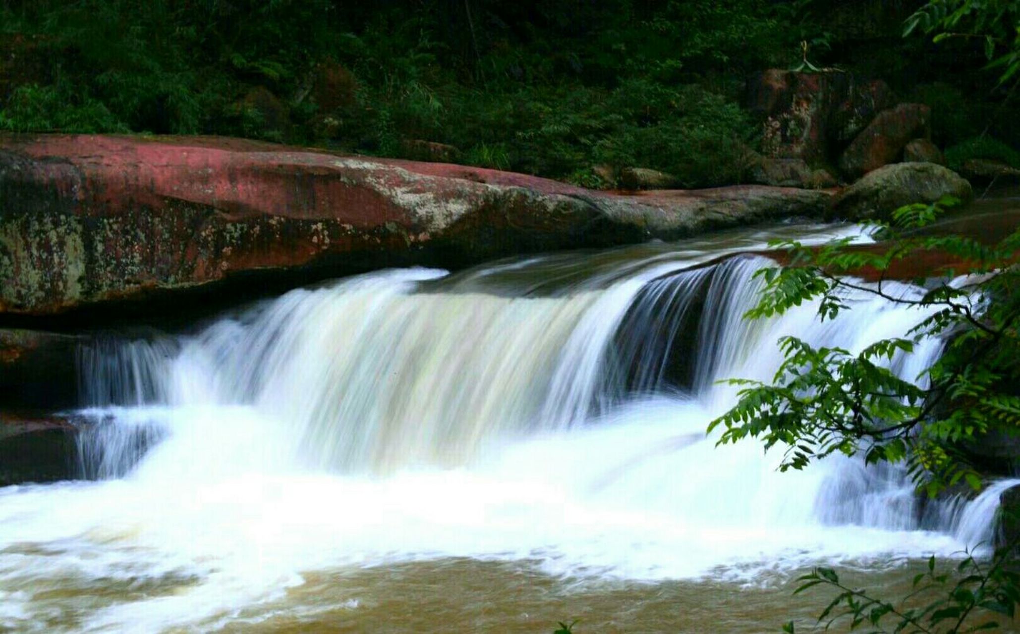 泸州画稿溪,位于四川省泸州市叙永县,是一个让人心醉的自然风光区.