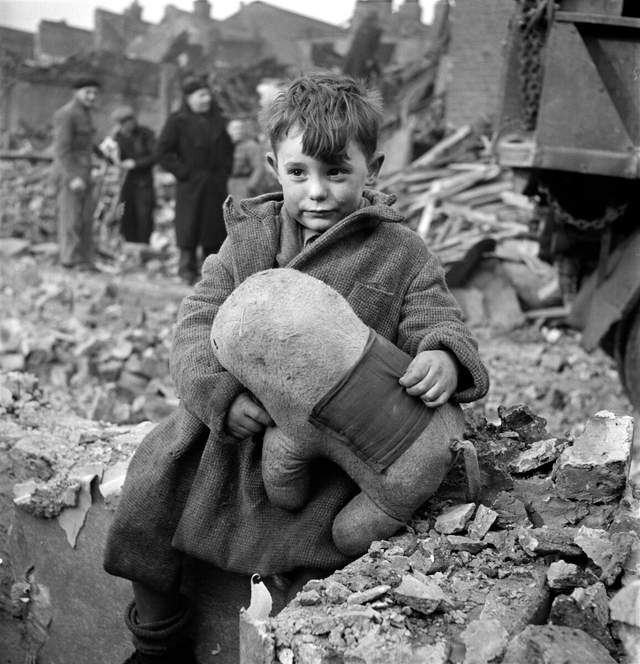 战争中的孩子国家图片