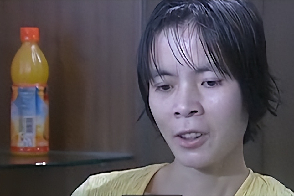 09年广东女子挺55公斤巨肚流浪怀孕12月未生检查却看不见孩子