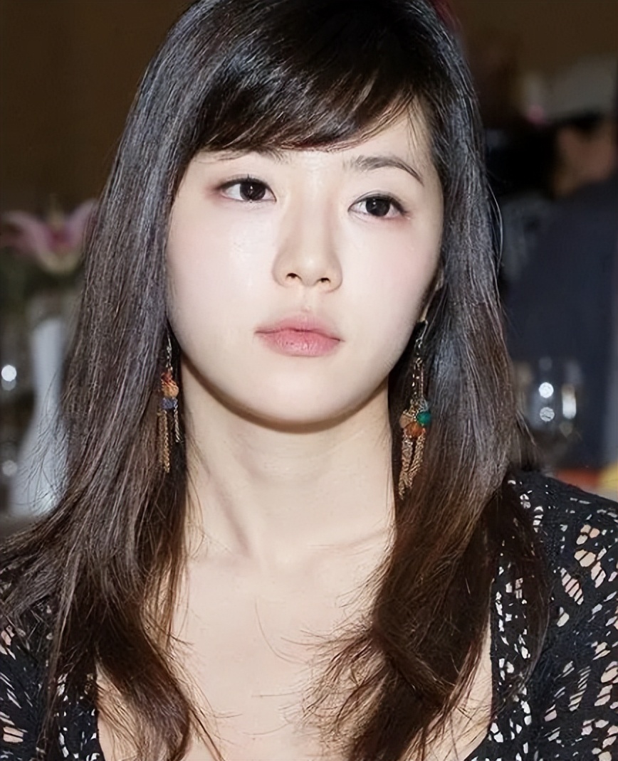 和李易峰分手后,李多海嫁给歌星senven,自曝母亲曾不满意女婿