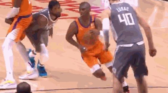 保罗今天进个球是真费劲!