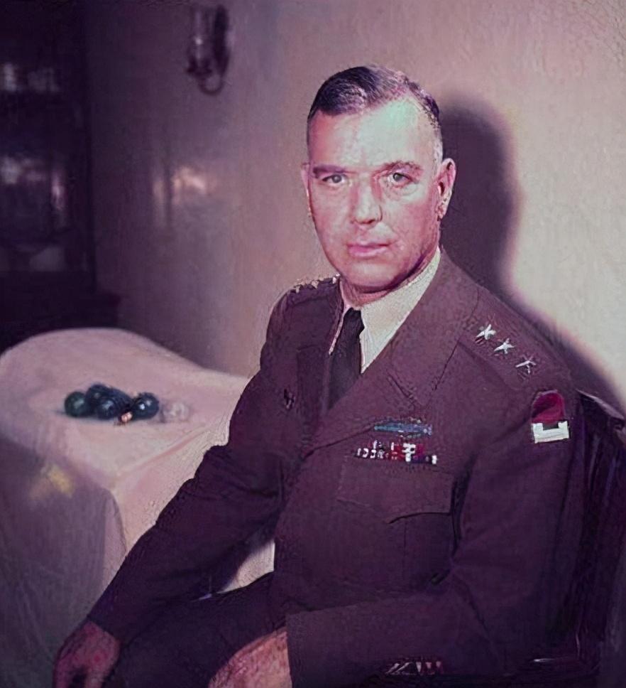 范佛里特:痛失独子,为雪耻请记者观战,却被一个排打得直接离职