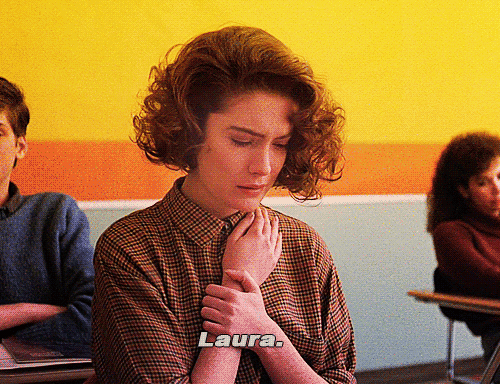 怪咖导演大卫·林奇和他的双峰镇美人们