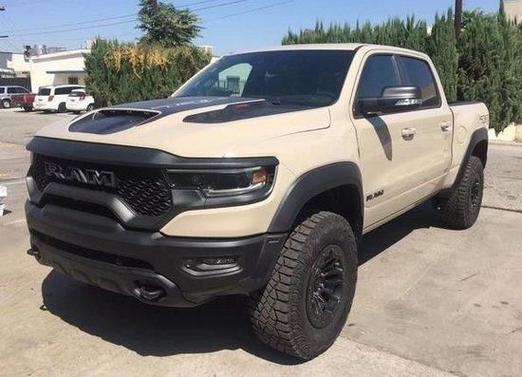 配702匹6.2升v8,拖曳力3674公斤,2023款道奇公羊亮相