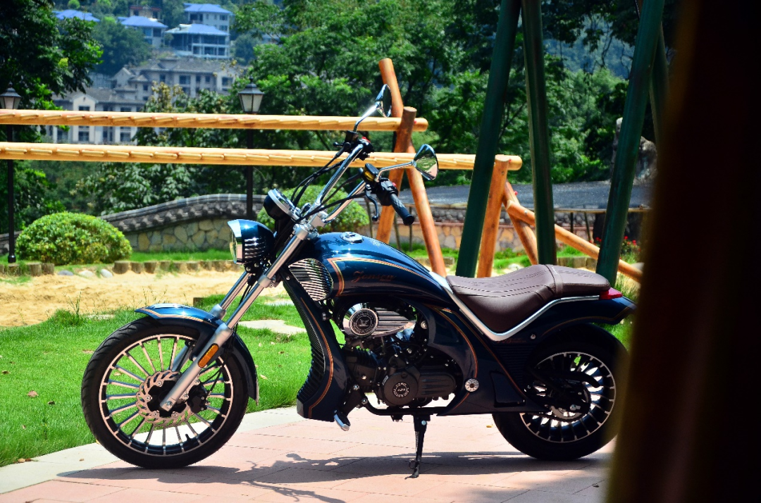 宗申优米yomi:自动挡跨骑车型,新手司机的福音