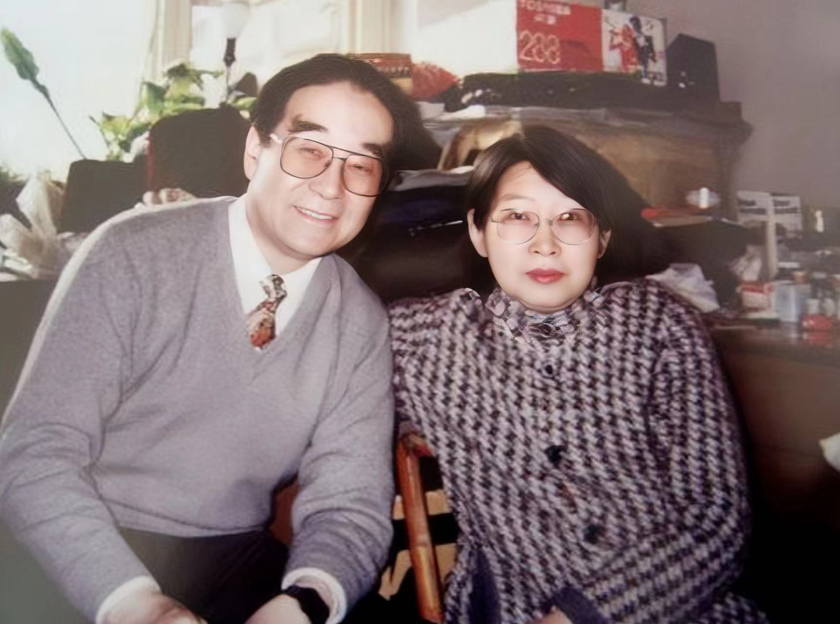 1984年李敏为何不在贺子珍身边原因有四点孔令华我拖累你了