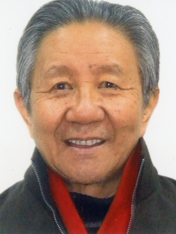 知名歌手迪里拜尔:26岁成名,中年丈夫离世,晚年回母校当老师