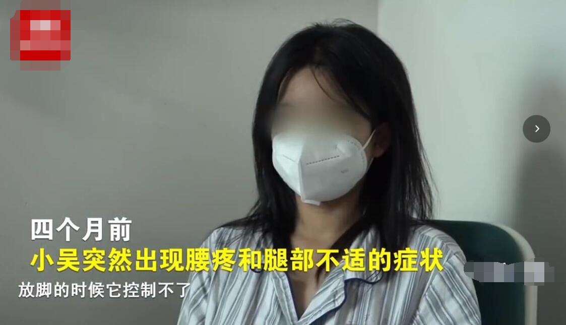 花季少女后背长毛发,不敢去公众场所怕被嘲笑,这是返祖现象吗