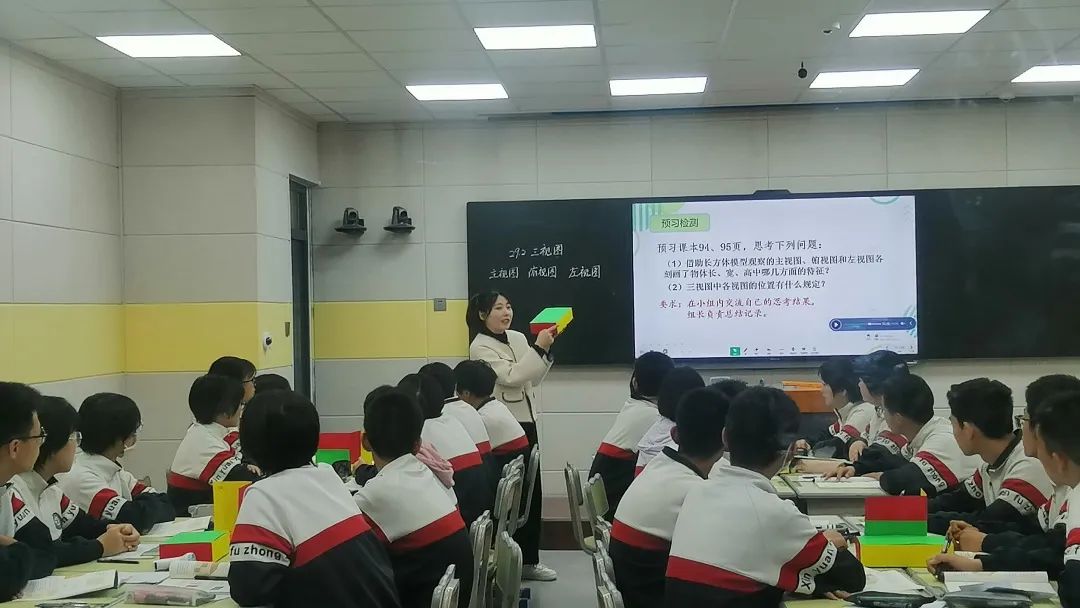 新乡学院附属中学初中部举行校级优质课大赛