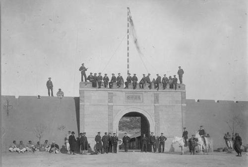 1897年,山东死了两个传教士,却导致胶州湾被德国强占99年