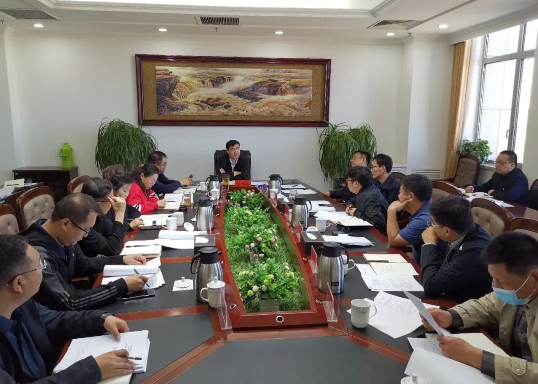 市委书记吕国华主持召开项目洽谈会议