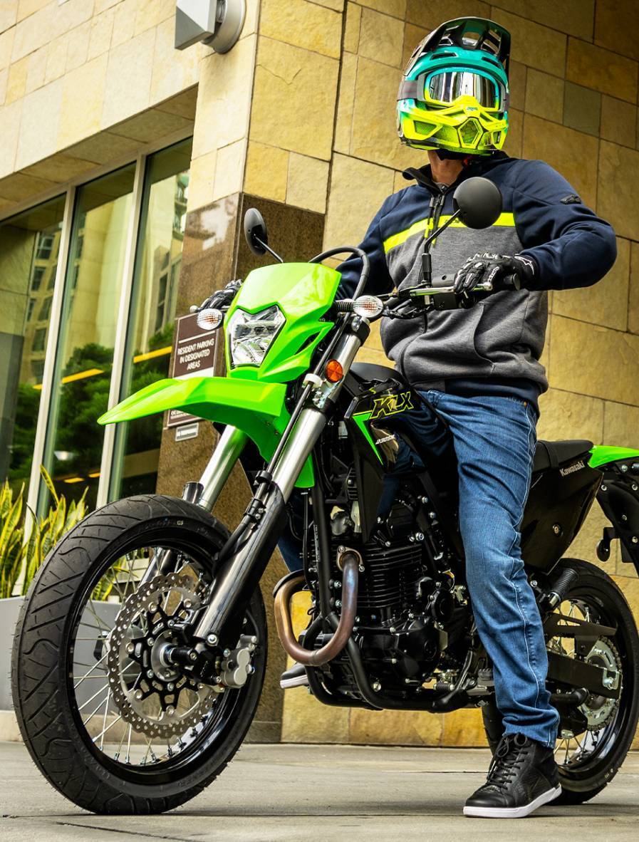川崎klx230sm入门滑胎车上市,售价39900元