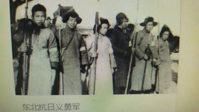 亲信参谋变节成敌暗杀队长,设下连环计诱捕病重司令,后果如何?