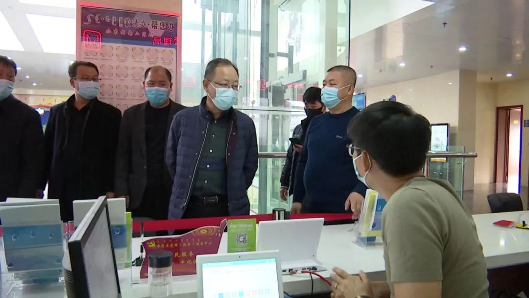 董永祥调研我县工程建设项目审批制度改革工作