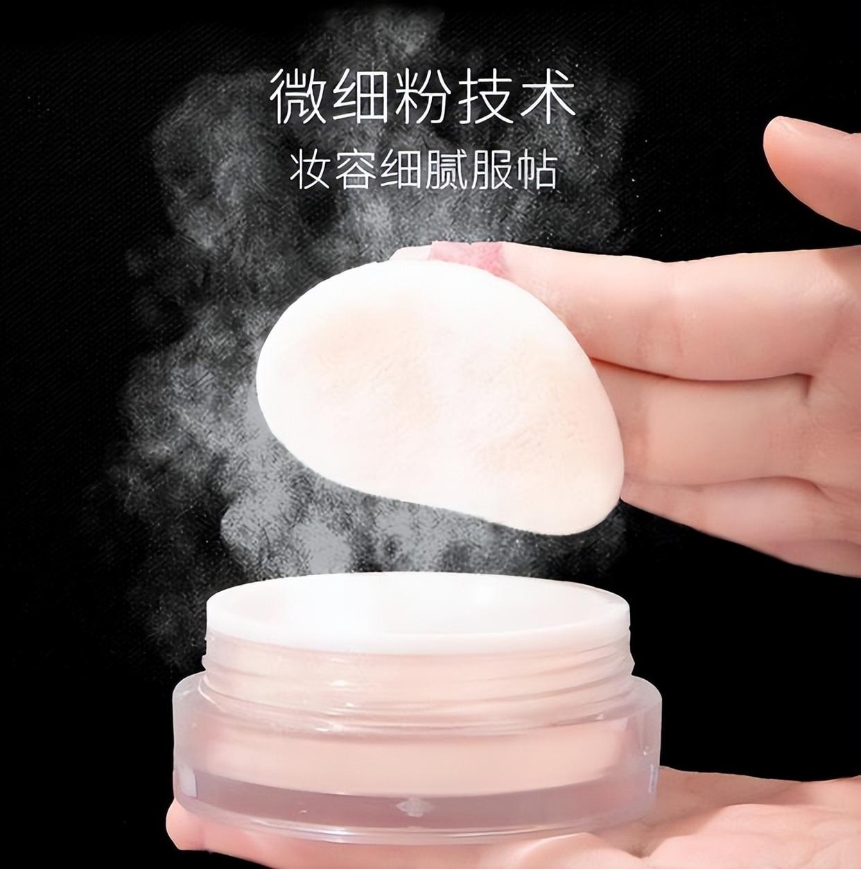 为什么粉底上脸不到一会儿,就暗沉搓泥?答案是你做错关键一步