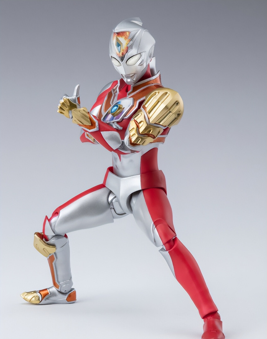 德凯奥特曼强力型shf手办官图公开 附带仁叔版德凯的专属手势