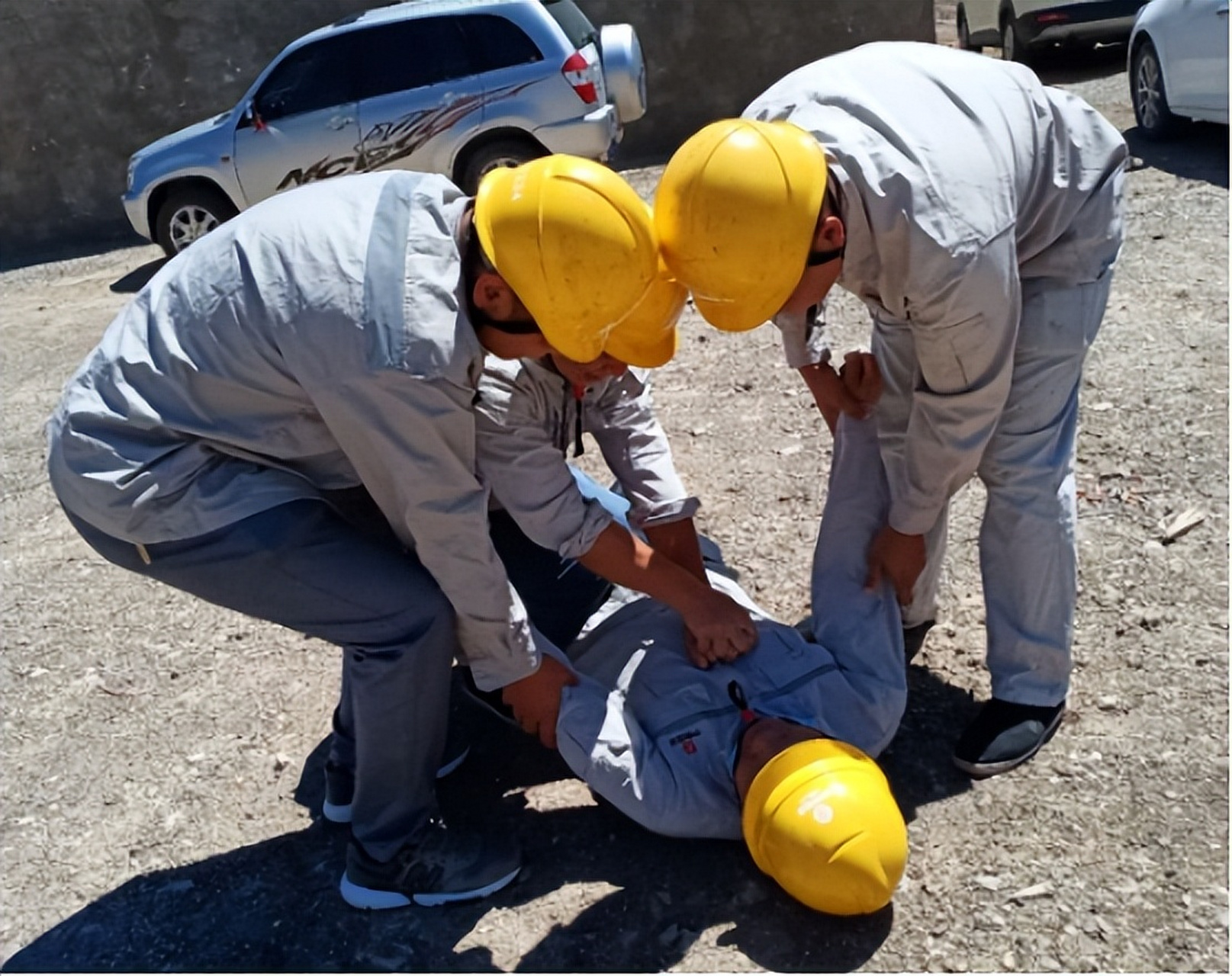 "热死了"真不是玩笑,这4个中暑急救方法,关键时刻能救命!