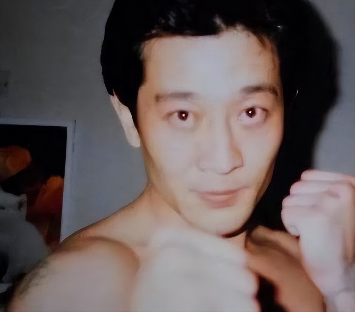 回顾:"金牌打手"白小航,单挑横扫浙江村,比加代更凶残