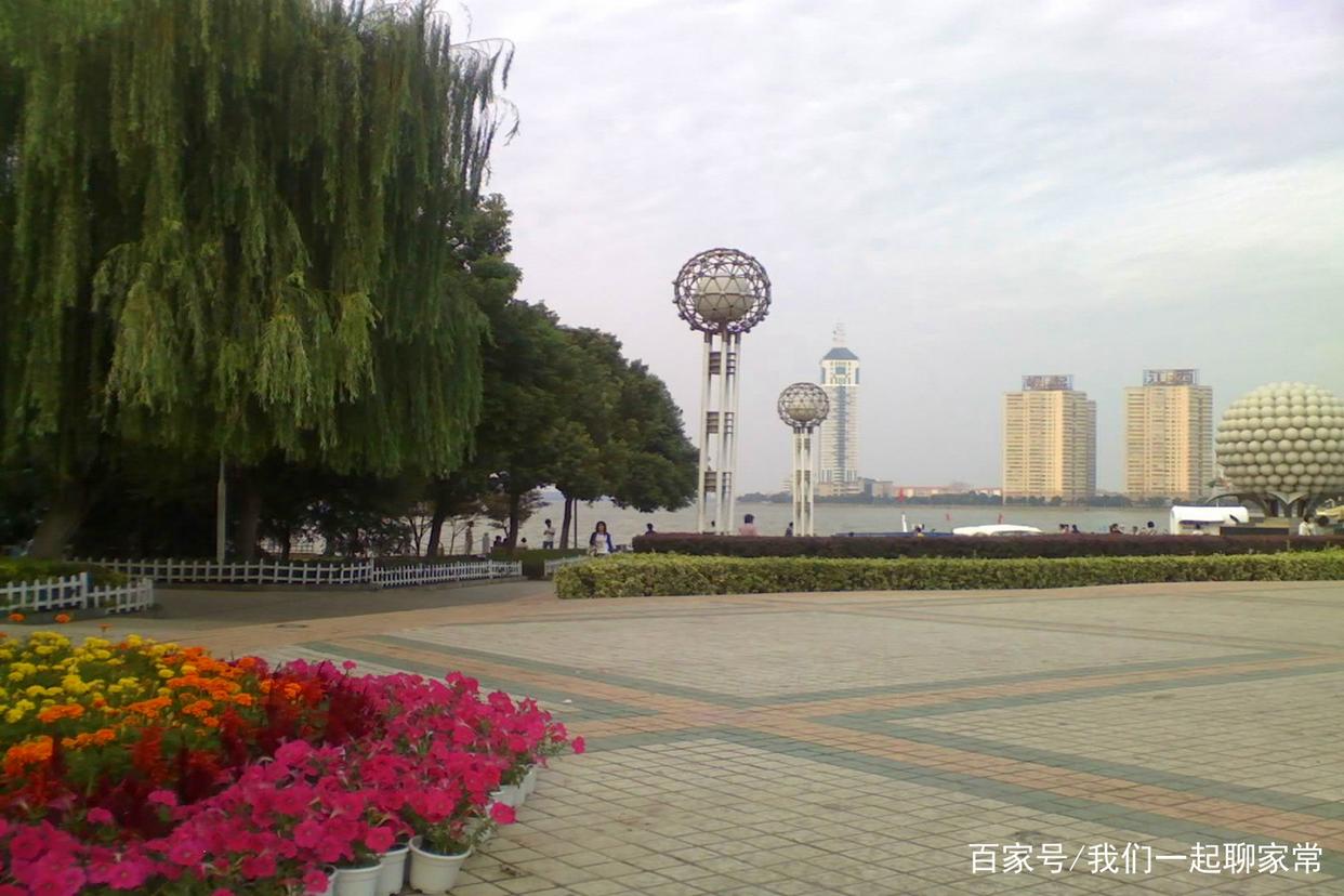 杭州一處免費景區,由六個小公園組成,身處鬧市卻很安靜