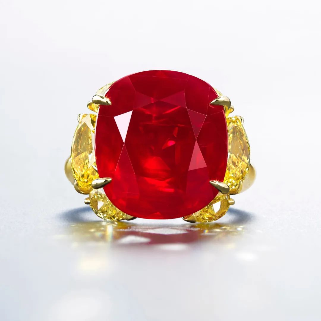 1605克拉顶级「鸽血红」红宝石