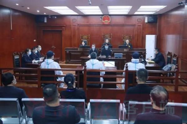 郑州原政法委书记于东辉受审,被控受贿2009万余元