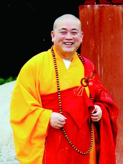 少林方丈释永信:自称会少林72绝技,如今身价千万,住豪宅开豪车