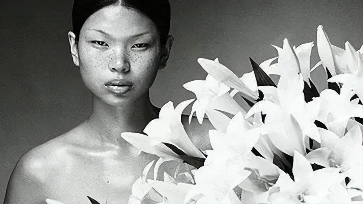 "中国第一丑模"吕燕:曾因长相被投诉影响市容,如今过得怎样?