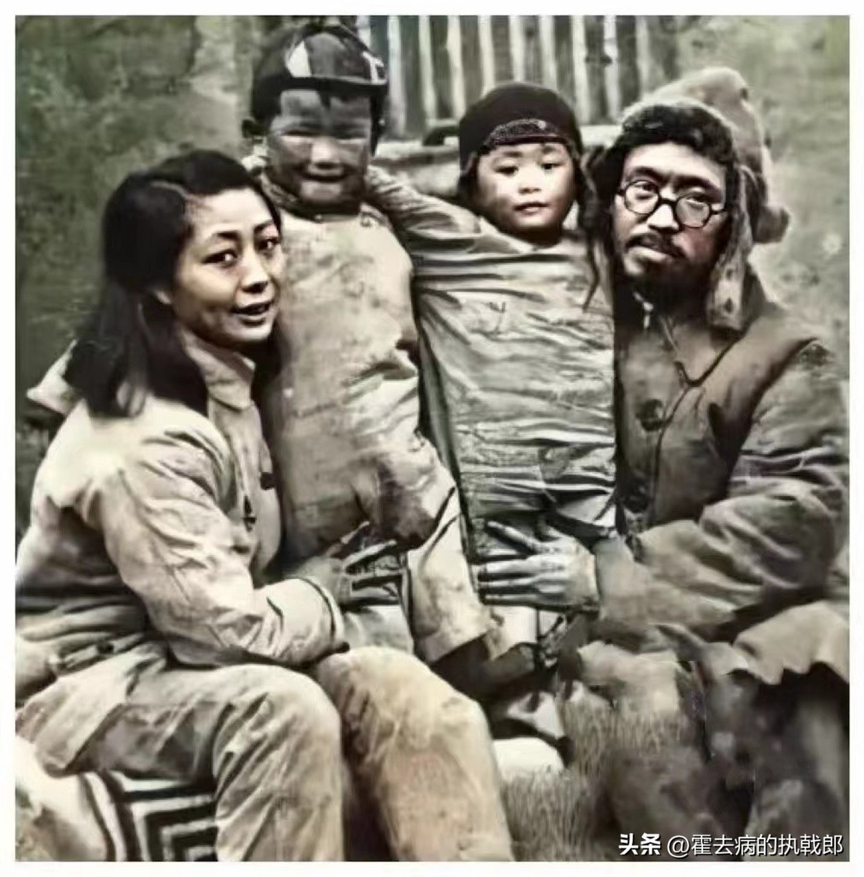 1937年,罗荣桓元帅和夫人林月琴在延安结为革命伉俪,这是他们一家人在