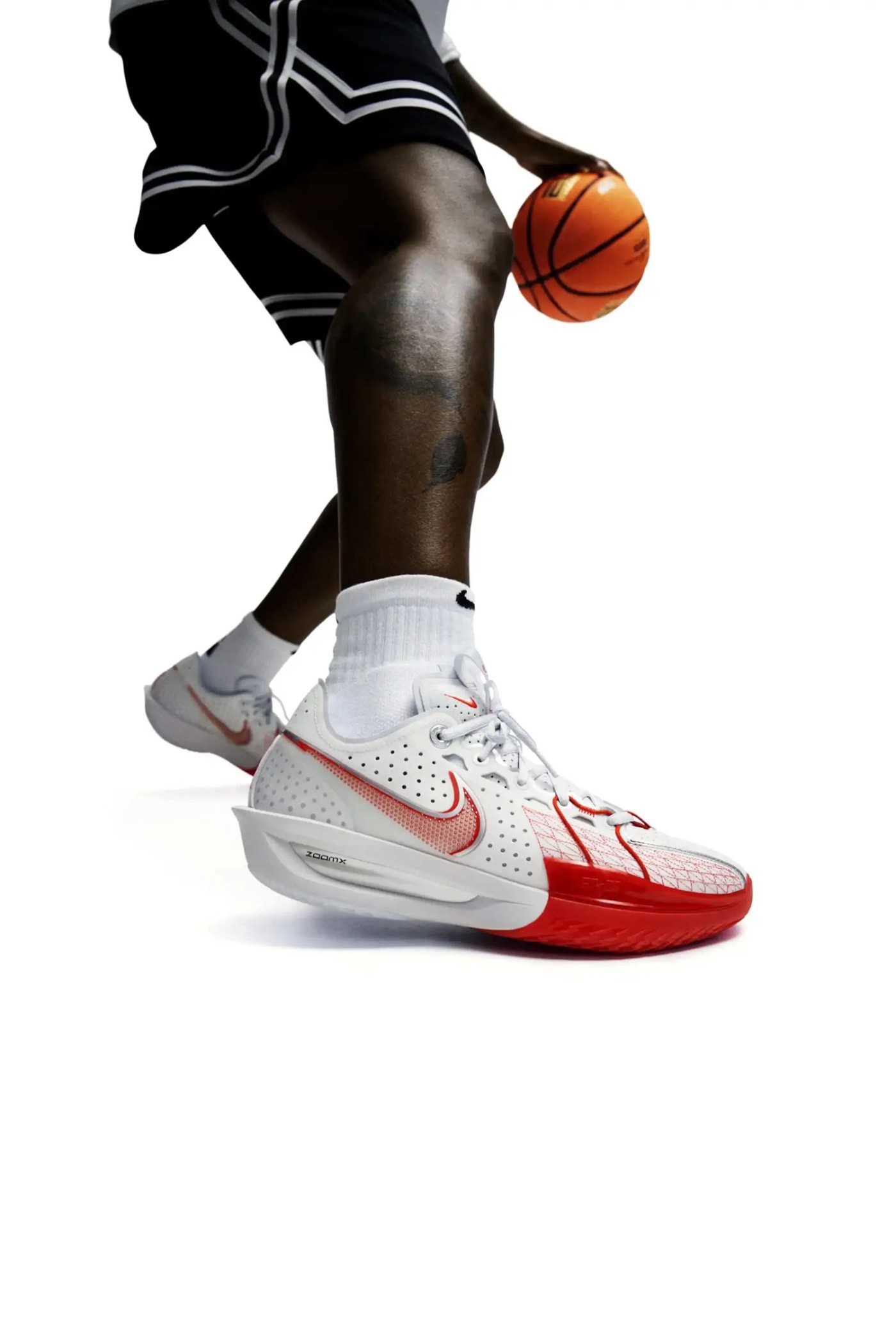 nike gt cut 3 终于官宣还有「隐藏版本」