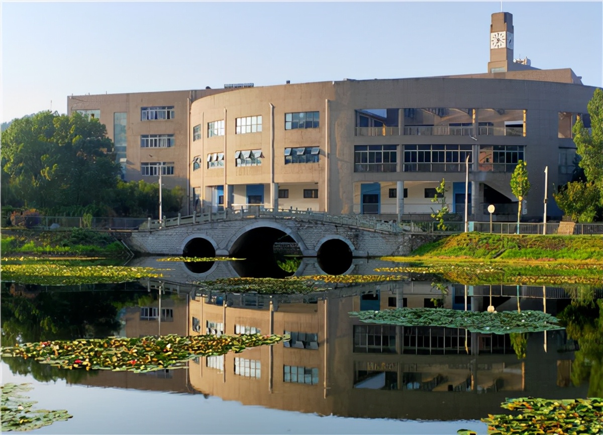 武汉工程科技学院持续推进美丽校园建设