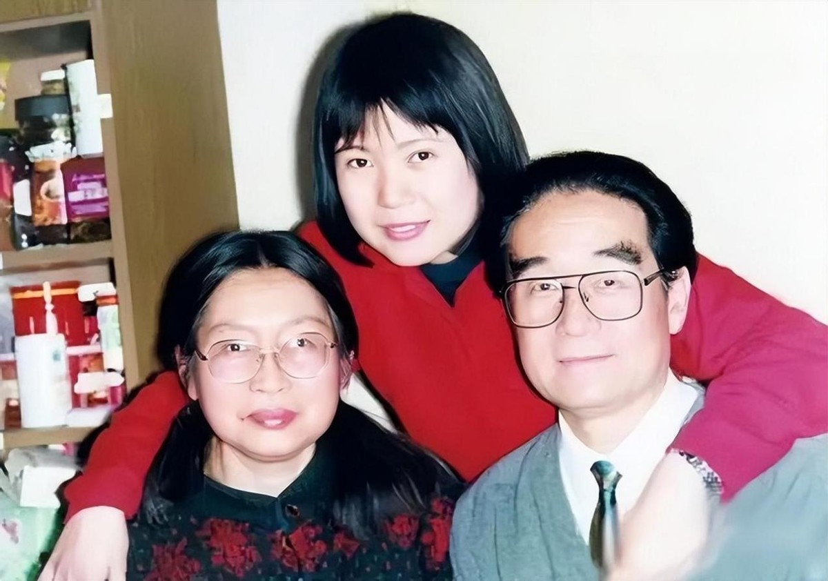 晚年李讷谈及李敏,总是赞不绝口姐姐有本事,两个孩子都有出息