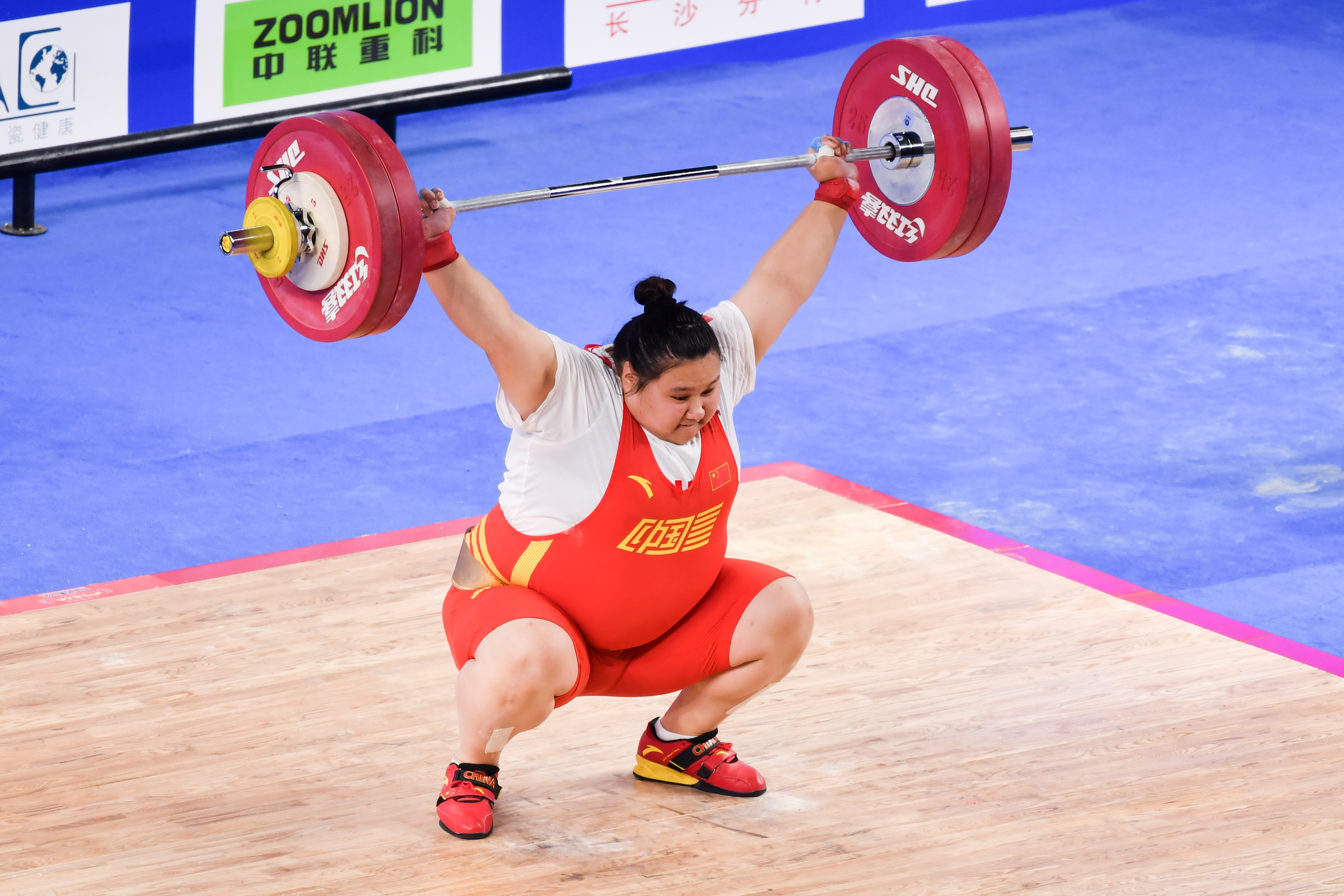 中国举重冠军女子图片