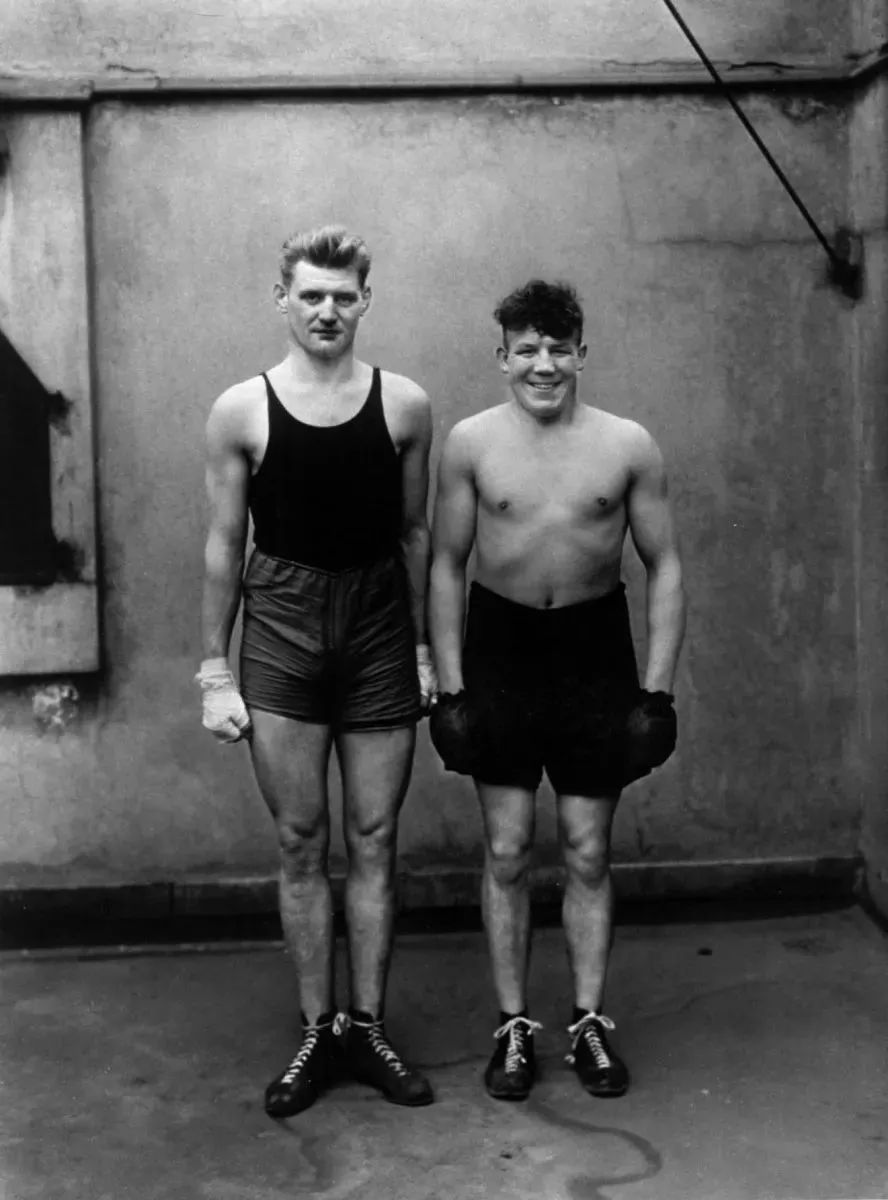 奥古斯特·桑德