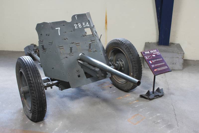 pak37型50毫米战防炮图片