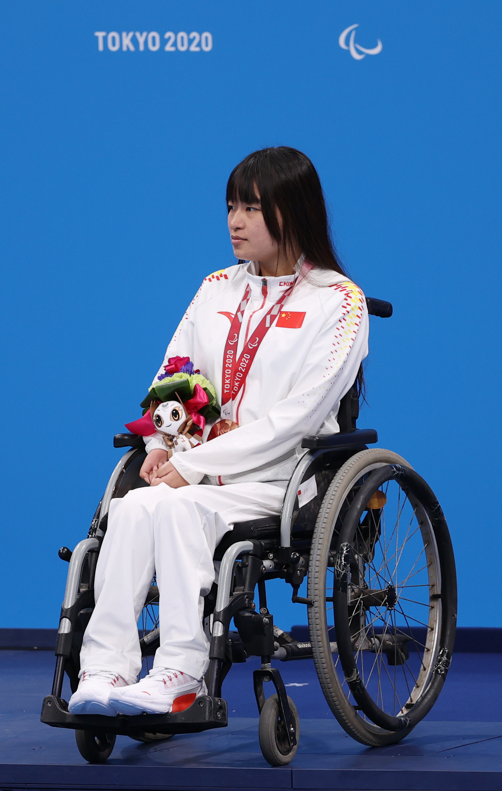 游泳——冯雅竹获女子50米仰泳s2级铜牌