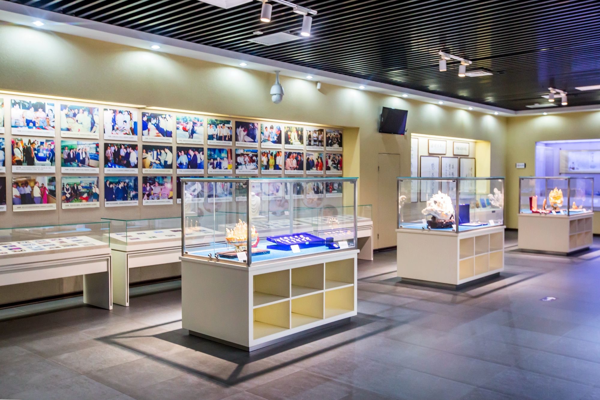 北海有一座中国南珠博物馆,馆中全是各种珍珠,看完让人眼花缭乱