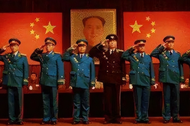 1955年全军大授衔,有15个大将候选人,最终有五个落选的分别是谁