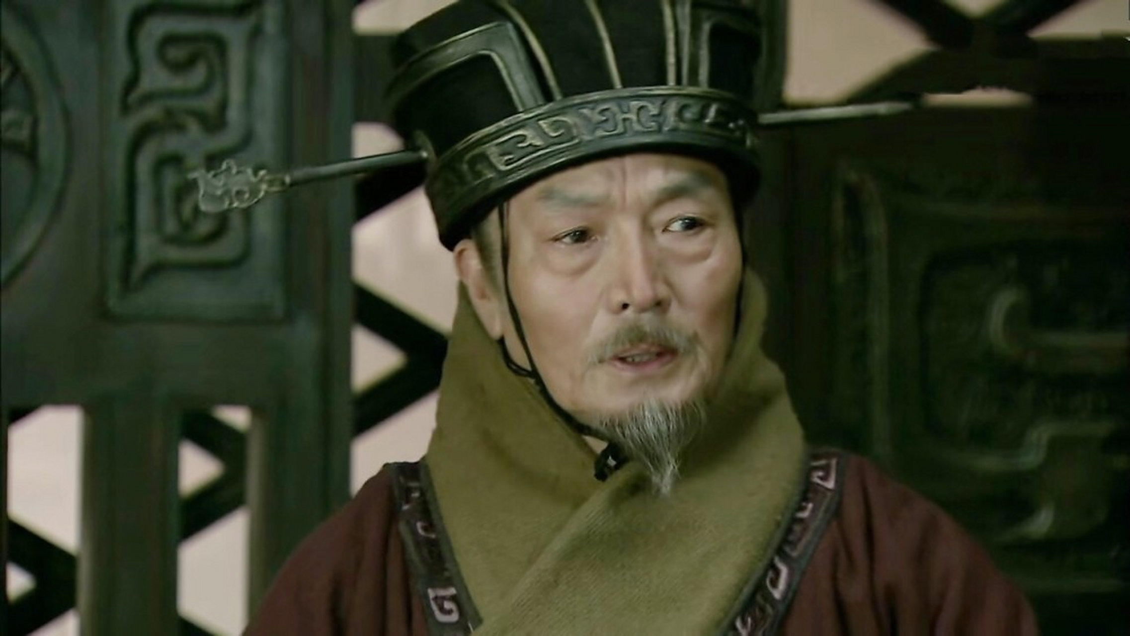 简单的说,刘表也是单枪匹马,完全靠自己去打下荆州的.