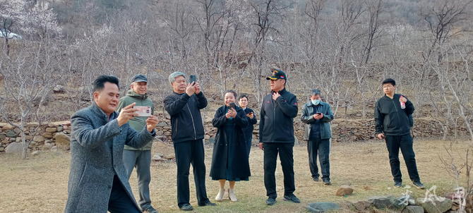 省会文化名家在赞皇棋盘山开展采风活动