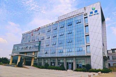 上市公司成了"钱袋子"?瑞康医药高溢价购买实控人之子股权遭质疑