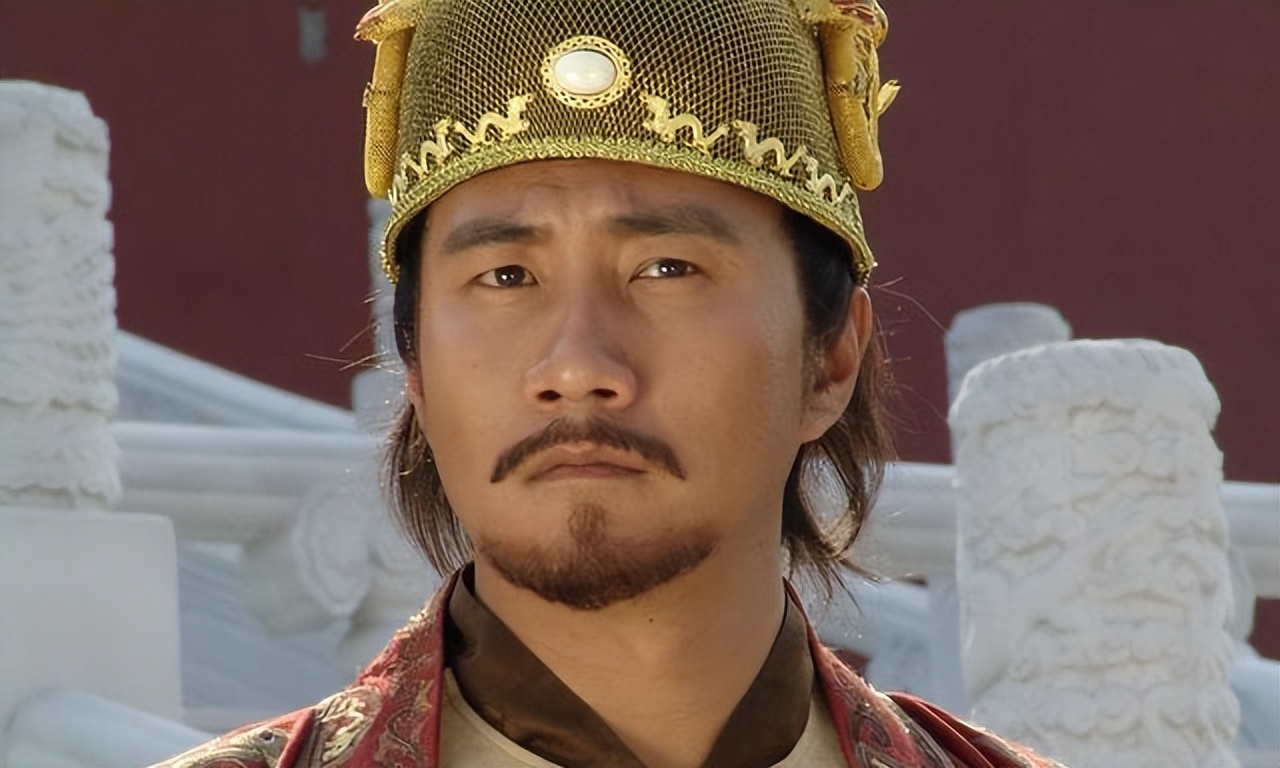 少年朱元璋在乞讨时饿晕被好心婆婆用碗汤相救,后来如何报答她?