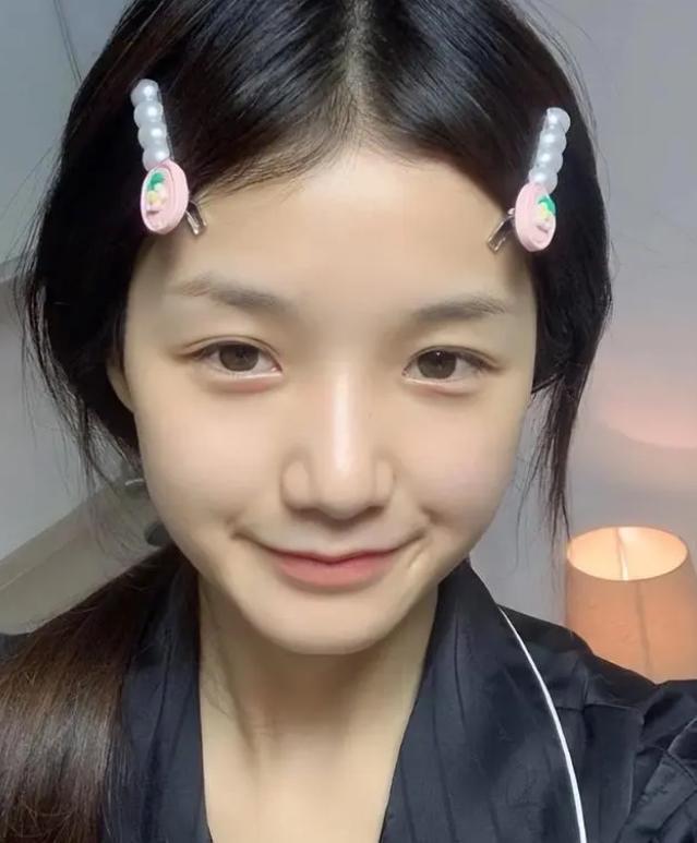 为啥小城市的女人爱"化妆",而大城市的女生喜欢"素颜"?