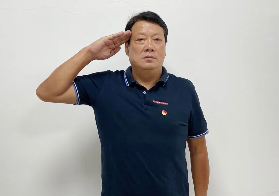 致敬老兵 | 何伟光:当兵保家卫国 退役奉献社会