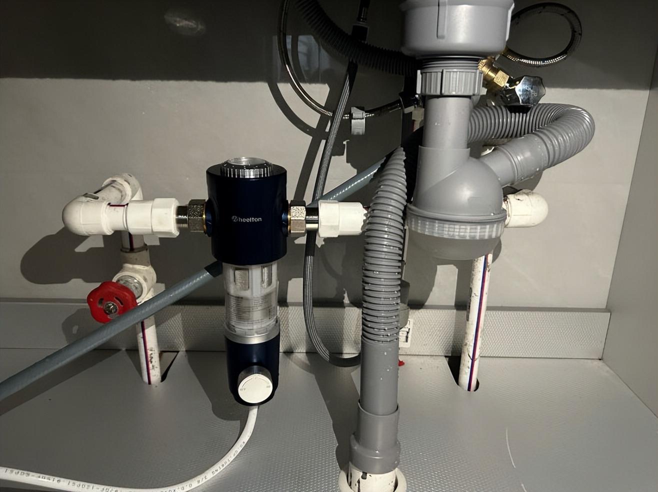 家庭用水有杂质,安装"前置过滤器"是鸡肋还是真香?谈谈真实体验